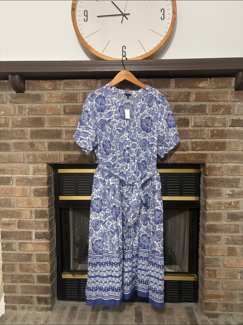 Talbots Puff Sleeve Fit & Flare Belted Blue Floral Front Button Dress Size 16 NW - Picture 2 of 10